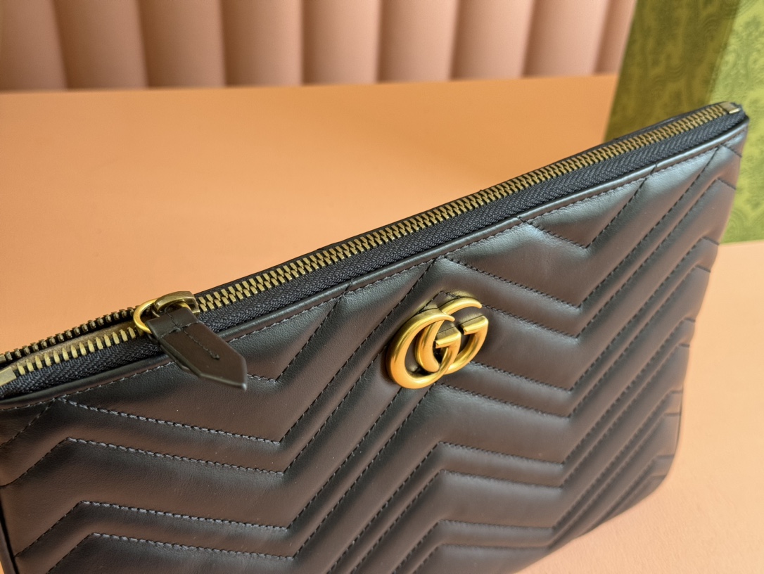 Gucci Clutch Bags